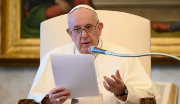 El papa pide a la comunidad internacional que ayude a la paz en el Cáucaso