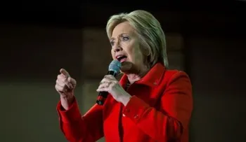 Clinton solo revelará sus discursos pagados si lo hacen los otros aspirantes