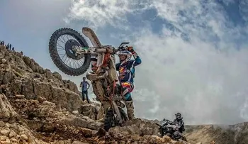 El â??Machete Hard Enduroâ? va con 100 pilotos en montañas de RD