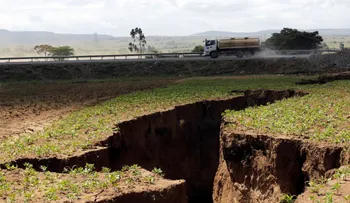 Una inmensa grieta aparece en Kenia y parte en dos el continente africano