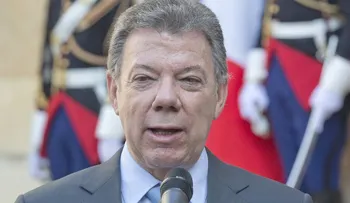 Juan Manuel Santos: "Hoy las FARC dejan de existir"