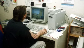 9 cosas extrañas que sucedieron realmente en los años 90