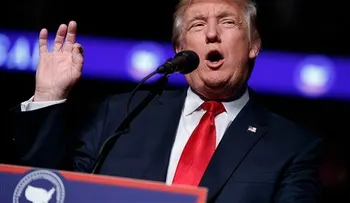 Trump pide a 50 colaboradores de Obama seguir en sus puestos 