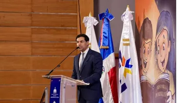 Feria Libro rompe récord con más de 700,000 visitantes