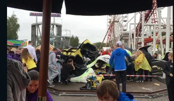 11 heridos al descarrilar un coche de una montaña rusa en Escocia