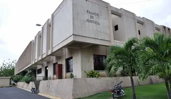 Desconocidos matan hombre luego de salir de audiencia en SFM