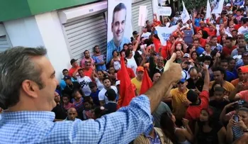 Abinader promete a jóvenes creará empleos de calidad