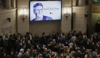 Despiden al senador Miguel Uribe Turbay en el Capitolio Nacional de Colombia