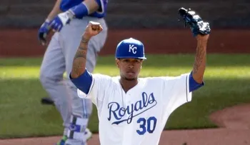 Ventura busca clasificar a KC y Price mantener a Toronto con vida