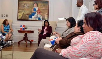 Lizardo recibe a varias diputadas Parlacen; dispuesta apoyar iniciativas en favor de la mujer
