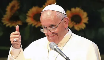 Foto del papa Francisco con postura de rapero invade redes sociales 