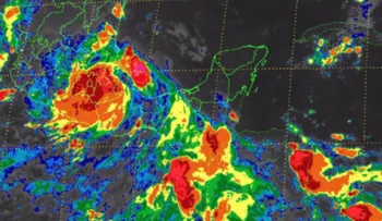 Franklin se degrada a tormenta tropical tras tocar tierra en México