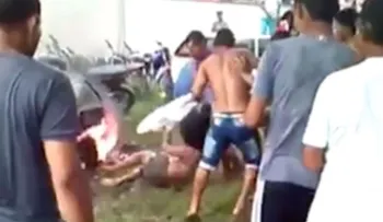 Brasil: provocó un incendio que mató a un niño y la buscaron para hacer justicia por mano propia