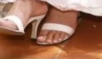 Las novias con los pies fríos tienen más probabilidades de separarse