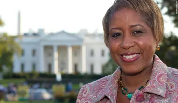 La primera mujer mayordomo de la Casa Blanca es despedida