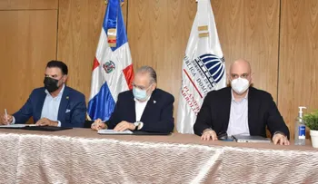 Ministerio de Economía y Fiduciaria Reservas firman contrato de Fideicomiso de Administración del Fondo de Cohesión Territorial