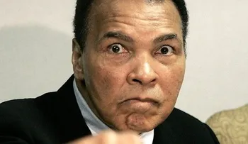 Resaltan el legado de Ali; Curry: â??fue un ejemploâ?