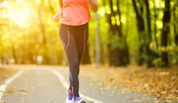 5 ejercicios que ayudan a aliviar el dolor de rodilla