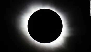 ¿Cómo y dónde se podrá ver el eclipse solar de este martes?