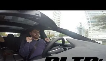 Probando el piloto automático del Tesla: una mezcla entre terror y maravilla