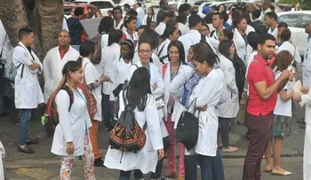 Hospitales del Distrito y de provincia Santo Domingo continúan paralizados hoy
