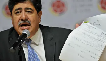 Renuncia Luis Bedoya, presidente la Federación Colombiana de Fútbol