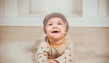 ¿Por qué los recién nacidos tienen los ojos más claros?