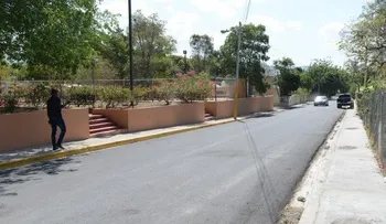 MOPC reconstruye calles de Estebanía y carretera Villa Fundación-Las Carreras