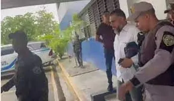Pareja de Amelia Alcántara, Wagner Taveras en problemas serios con la justicia