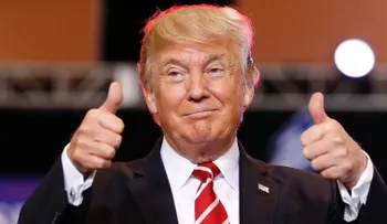 Trump se enfureció con su equipo sobre el número de personas que fueron a su evento en Phoenix