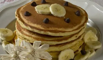 Ricas panquecas de cambur, sin harina ni azúcar; cómo prepararla