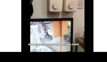 Suspenden policías que pusieron drogas al dirigente comunitario Juan Comprés
