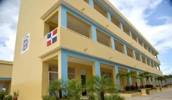 Presidente Danilo Medina vuelve a la Vega con entrega de dos modernos planteles escolares