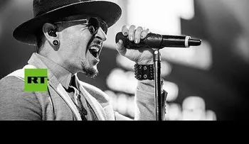 Se suicida el cantante Chester Bennington, vocalista principal de Linkin Park