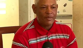 La adolescente Cielo García viaja a EE:UU en busca de sus prótesis