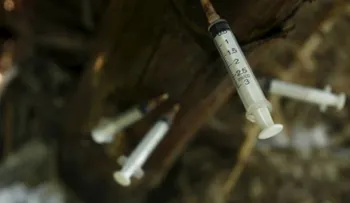 "Bloodtooth", la peligrosa forma de drogarse que se ha puesto de moda