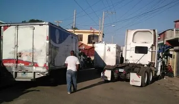 Aumentan unidades que bloquean la frontera por Dajabón