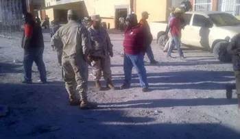 Conflicto: Haitianos impiden entrada dominicanos hacia Haití y los agreden a pedradas