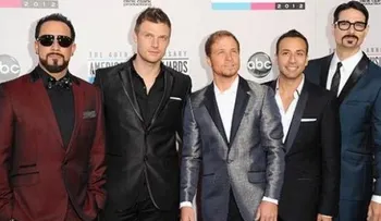 Los Backstreet Boys regresan hechos hombres 