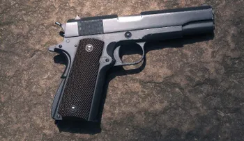 Activista a favor de las armas recibió un disparo de un niño de cuatro años