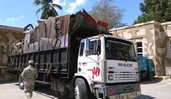 Ocupan camión con 300 sacos de ajo traídos ilegalmente de Haití
