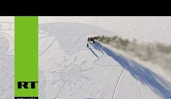 Aparece un dragón de nieve gigante en Siberia (VIDEO)