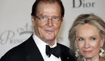 Muere Roger Moore, actor británico conocido por su papel de James Bond