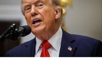 Trump advierte represalias contra abogados que impugnen sus medidas migratorias
