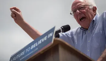Sanders dice que trabajará fuertemente para que Trump no sea presidente