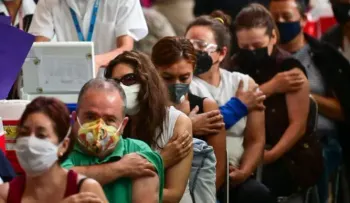 Estados Unidos valida seis vacunas para ingresar a su territorio