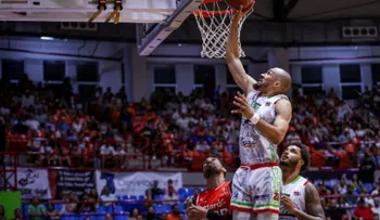 Rigoberto Mendoza y Jassel Pérez protagonizan la final del BSN: dos trayectorias paralelas del baloncesto dominicano