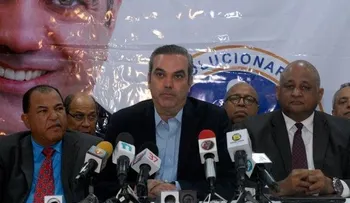 Abinader dice Danilo luce nervioso y despesperado 