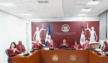 Tribunal Constitucional cambia criterio sobre cargos directivos en partidos y revoca fallo del TSE