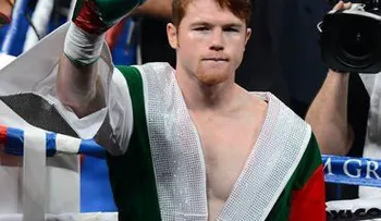 Bobby Korecky,  el mega pelotero de la semana